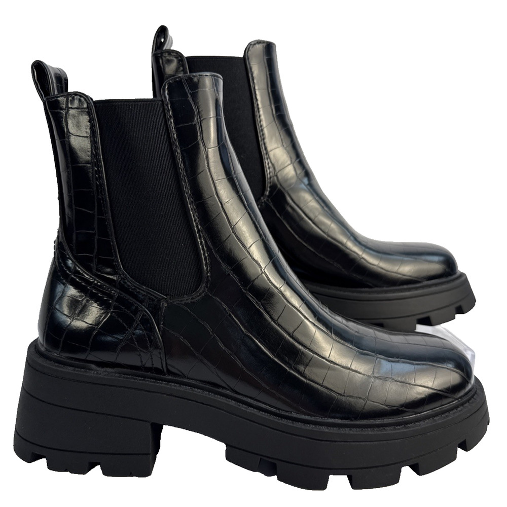 Topshop Women's Black Faux Patent Leather Chunky Chelsea Boots Size 6.5 NWOB